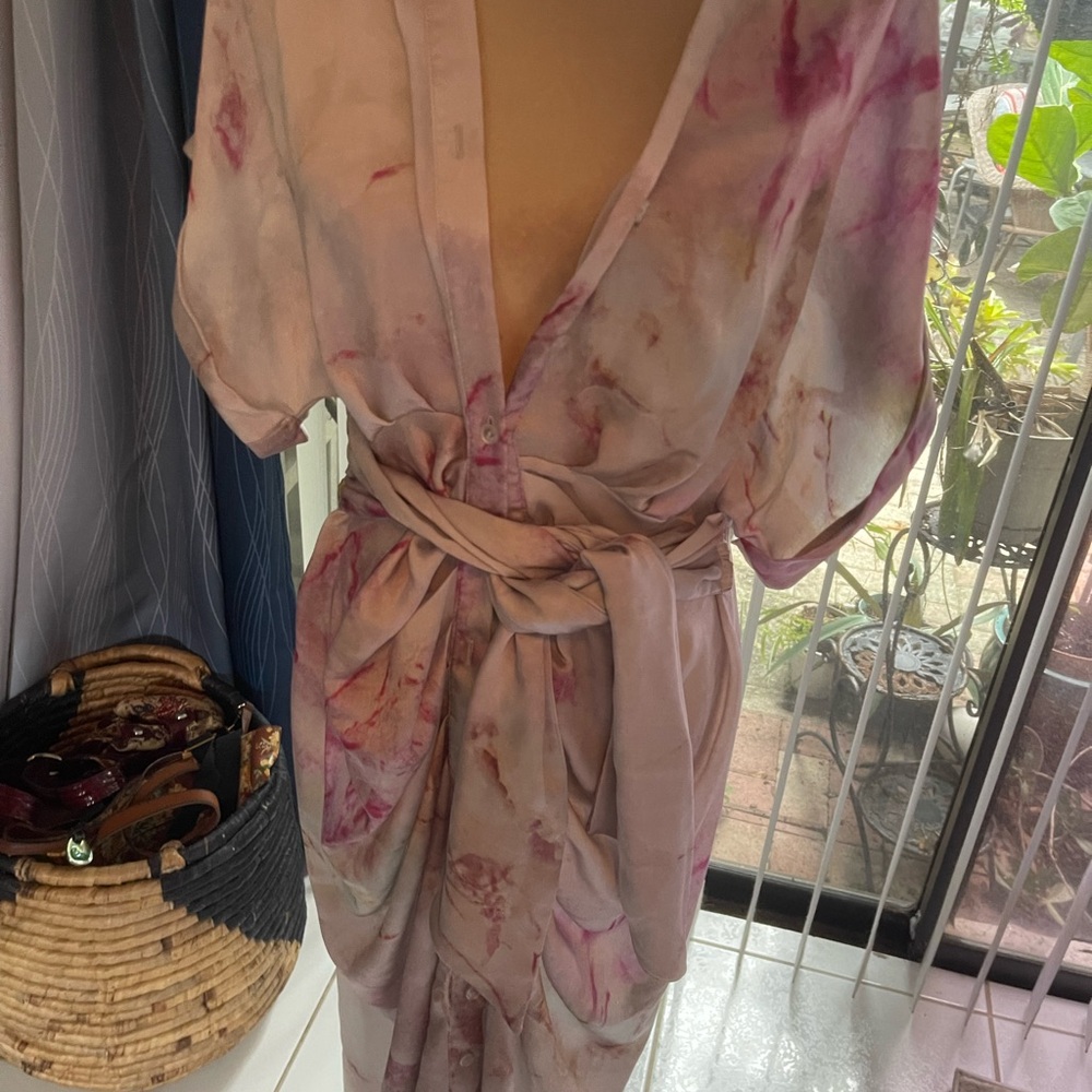 Steve Madden Pink Marble Tie-Waist Midi Dress